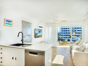 Palm Beach renovated 1 Bedroom